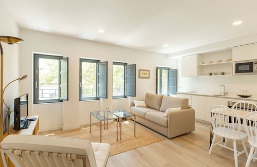 Fontanal-Maria Auxiliadora-Carretera de Carmona Apartamento | Jardines de El Valle, Jacuzzi, 5 PAX