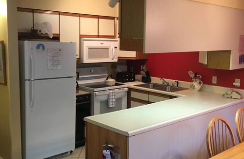 North Troy Condominio | Jay Peak Ski-in Ski-out “well stocked” condo at Slopeside