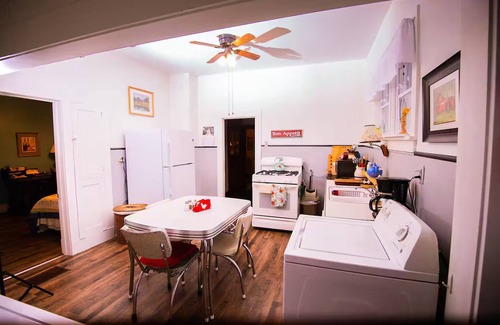 Peru Casa | Jeanette’s cozy 3 bedroom, easy walk to downtown!