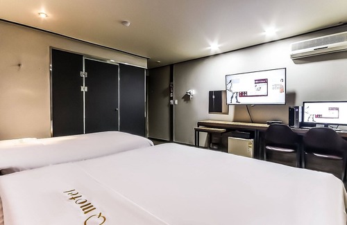 Jeonju Hotel | Jeonju Junghwasan-dong Q