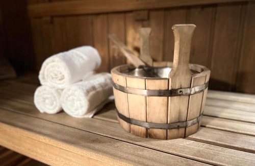 Cheb Casa | Jesenická přehrada, u vody