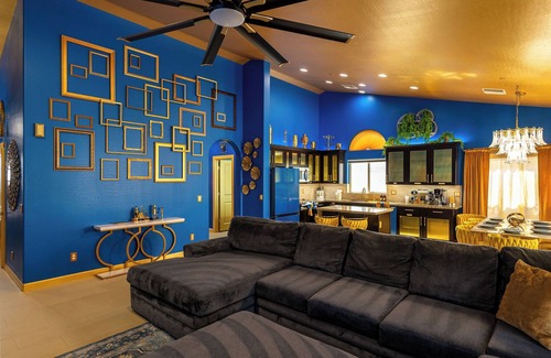 New Papago Parkway Casa | Jewel of Scottsdale, Epic game room and Hot tub, close to Old Town