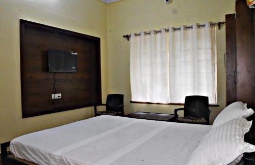 Jhargram Hotel | Jhargram Eshani Hotels and Guest House
