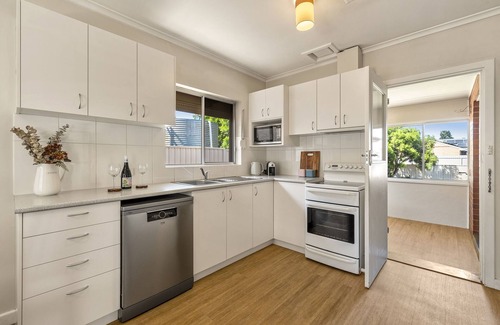 Tanunda Casa | John Street House - central location Tanunda - Barossa Valley.