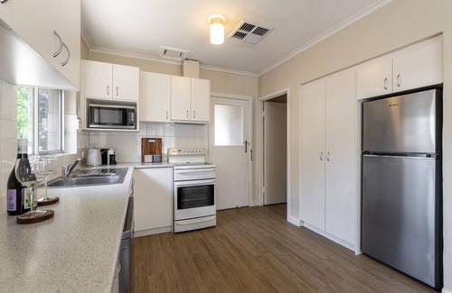 Tanunda Casa | John Street House - central location Tanunda - Barossa Valley.