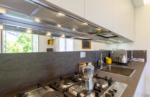 Sestri Levante Apartamento | JOIVY Apt For 4, Near Centre, Beach And Train Station