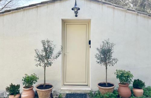 Saint-Martin-de-Londres Apartamento | Joli studio Les Hibiscus du Pic Saint Loup