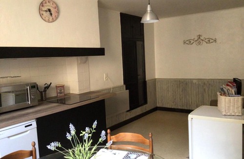 Roquecourbe Casa | Jolie maison de village à Roquecourbe