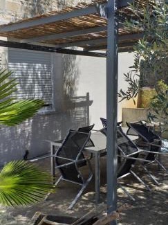 Clou Bouchet Casa | Jolie maison de ville avec un extérieur au calme - Les Dragons de la Chamoiserie NIORT