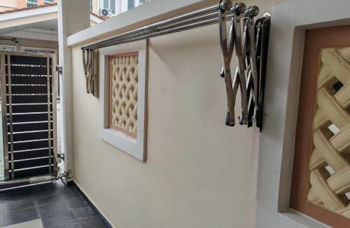 Batu Pahat Casa | Joyful Homestay Landed House