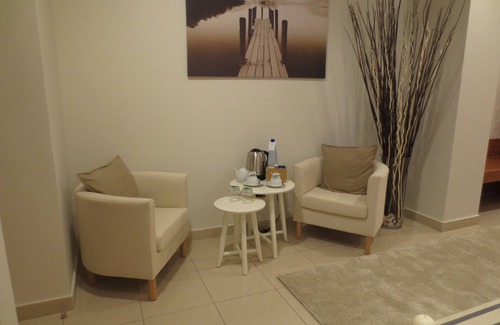 Naples Hotel | Joyfull