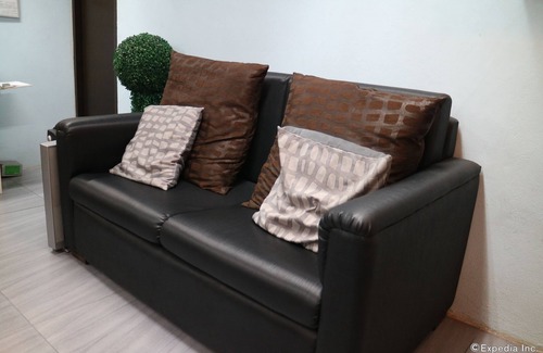 Bacolod Hotel | JP 227 Residences