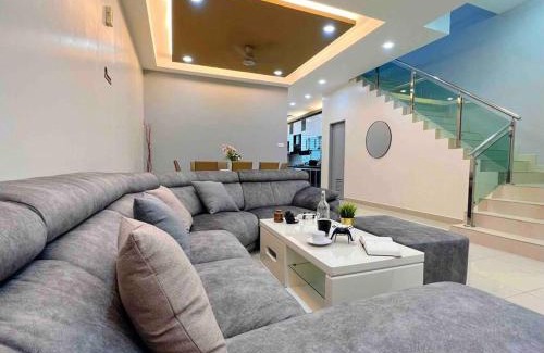 Taman Mount Austin Villa | JPP Austin市区 3马力中央冷气 自动麻将机 游戏机 6分钟到 tebrau aeon toppen lotus