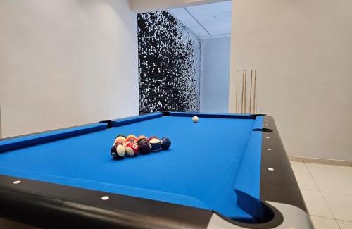 Taman Setia Indah Villa | JPP l 角头间豪华私人KTV房泳池Switch火锅炉BBQ麻将机可睡26人5分钟到Austin