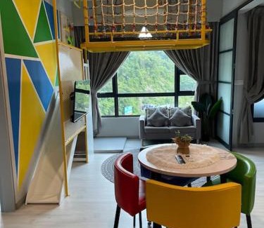 Downtown Kota Kinabalu Apartamento | JQ#11 City View Slide LoftBed 2R1B 5pax near Suria Mall, Gaya St, SICC