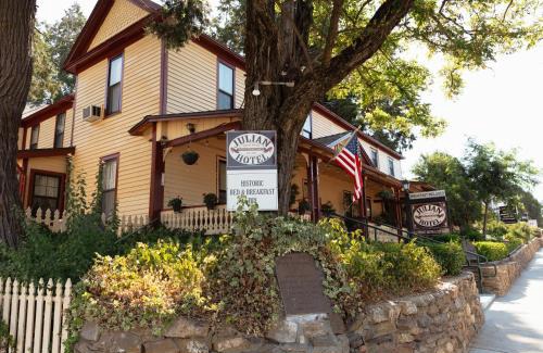 Julian Hotel | Julian Gold Rush Hotel