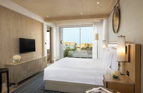 Muscat Hotel | Jumeirah Muscat Bay