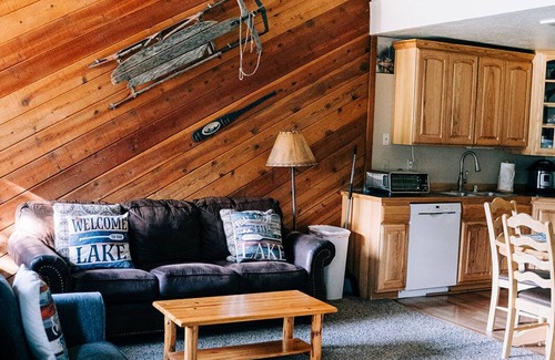 June Lake Casa | June Lake Home con vista - 2bd / 2ba + loft