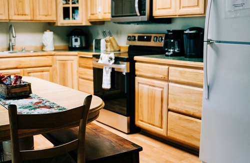 June Lake Casa | June Lake Home con vista - 2bd / 2ba + loft