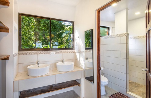 Cabuya Cabina | Jungle Lodge at Wild Sun Rescue