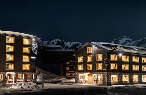 Warth Casa | Junior Suite incl. breakfast - Berghotel Biberkopf