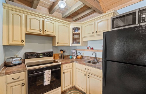 Asheville Cabaña | Más allá de la utopía ...