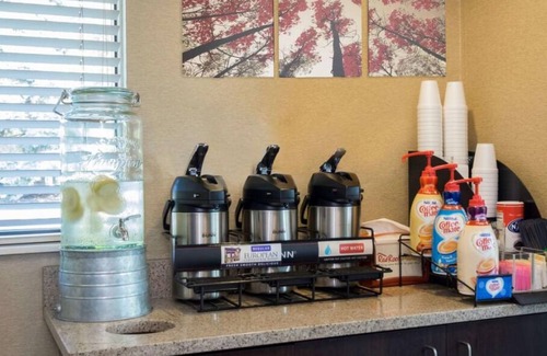 Dublin Casa | Just What You Were Looking For! Free Parking, Pets Allowed, Near Riverside Drive