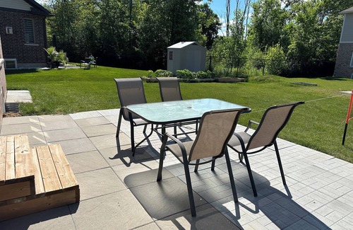 Niagara Falls Casa | K Niagara Guesthouse(whole basement)