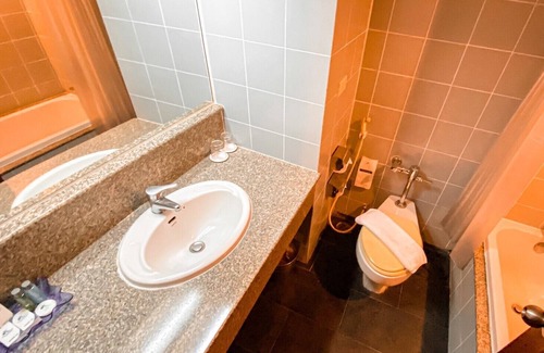 Bang Kung Hotel | K Park Grand Hotel