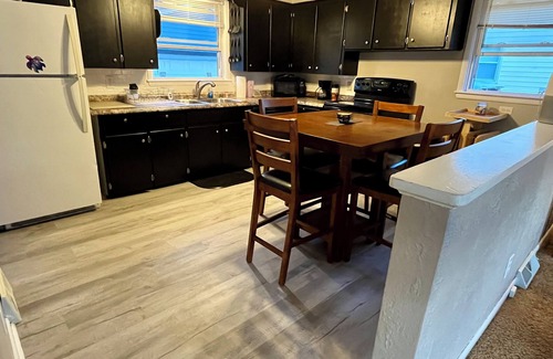 Cedar Rapids - Iowa City Casa | Kadia’s Place-The One Near 380 & Everything Else