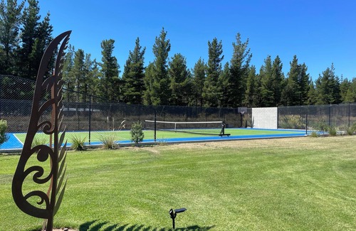 Clyde Casa | Kaihanu Lodge Luxury Suites for 4