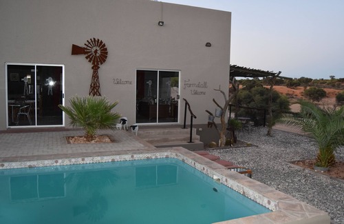 Koes Alquiler De RV | Kalahari Farmstall - Accommodation and Campground