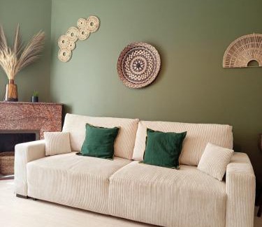 Le Bourg Apartamento | Kalipay - 7 min à pied des Grands Buffets