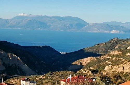 Aigialeia Apartamento | Kallisti Ξενώνας Διακοπτό-Καλάβρυτα