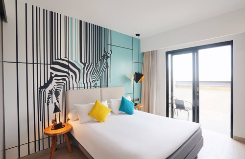 Petitenget Hotel | Kamaniiya Petitenget Seminyak