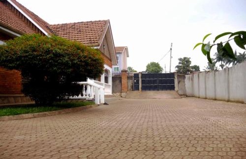 Bukoto Apartamento | Kampala Kiwatule Comfy Holiday Home