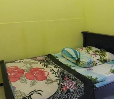 Tamansuruh Hotel | Kampoeng Tourist Homestay