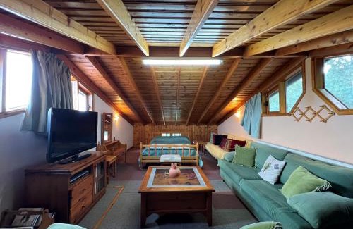 Vasa Koilaniou Chalet De Esquí | Kapilio Cottage House