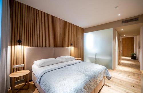 Lhota u Vsetina Hotel | Kapka resort