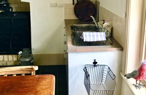 Waterhouse Cabaña | Karatta Beach Cottage - Marina and Beach Frontage