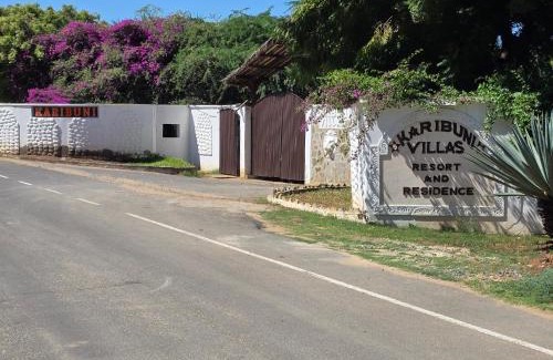 Malindi Apartamento | Karibuni, Villa 107, Beachfront Stay with Restaurant, Pool & Bar