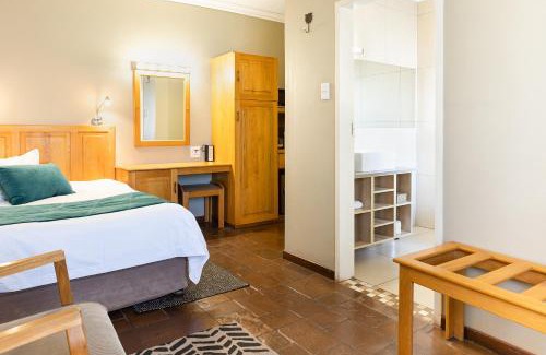 Kathu Hotel | Kathu Gamagara Lodge