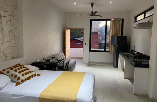 Los Ayala Hotel | Kavali