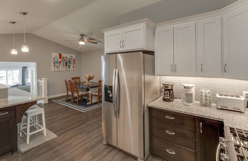 Garrison Casa | Kayaks, Paddle Boat, Game room, Firepit & Much More- On Swimming Bay!