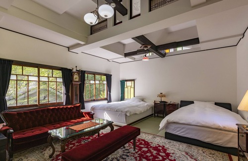 Hita Casa | Kayausagi