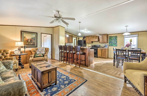 Ozark Cabina | ‘Keane Ranch 2’ Mtn Cabin w/ 300 Acres in Ozark!