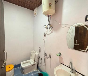 Sitapur Hotel | kedar hill resort