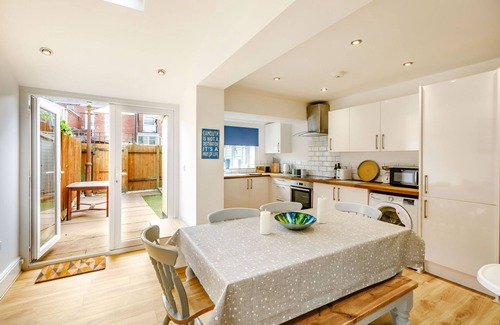 Exmouth Cabaña | KEELING, family friendly, with a garden in Exmouth