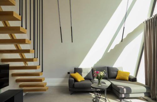 Artavaz Cabina | Kelejyan's