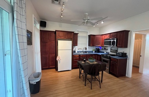 Carriere Cabaña | Kelsee’s Country Cottage